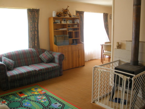 PRIVACY CLOSE TO TOWN Picture 3