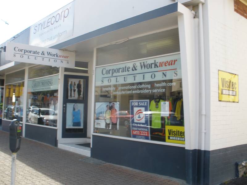 Retail or Office Freehold Picture 1