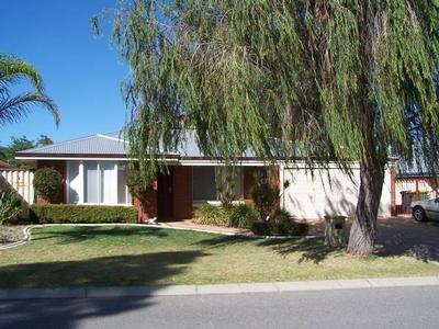 ESTABILISHED GARDENS Picture ESTABILISHED GARDENS Picture