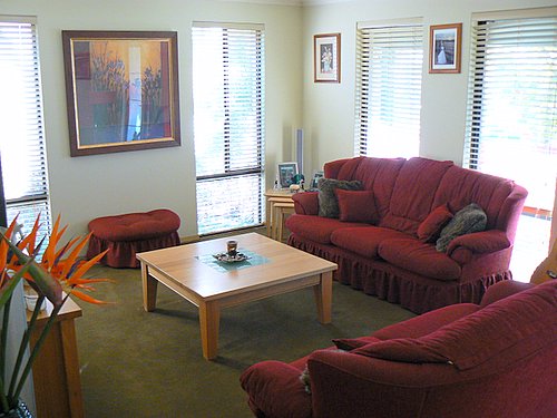 Perfect Location!!! Picture 3