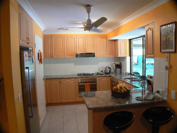 ENTERTAINER'S DELIGHT Picture 3