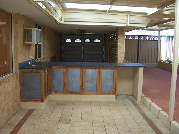 GREAT LOCATION Picture 3