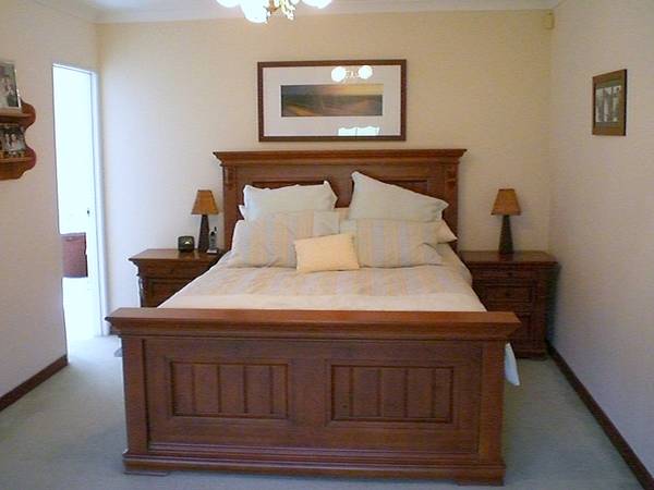 LARGE FAMILY HOME Picture