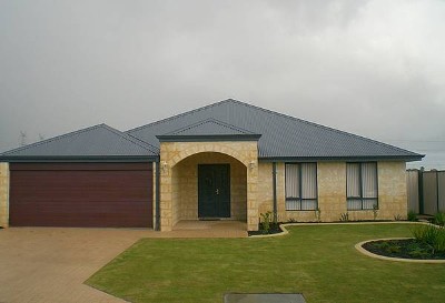 NEVER LIVED IN!! Picture