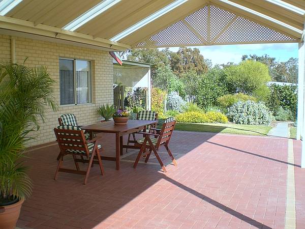 WANDI HEIGHTS / ANKETELL - NEW LISTING Picture