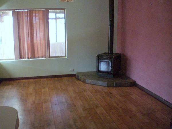 NEW PRICE!!
*RENOVATORS DREAM* Picture NEW PRICE!!
*RENOVATORS DREAM* Picture