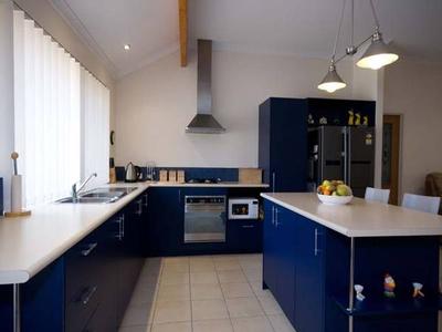 ELEVATED LOCATION OPPOSITE BUSH PARKLAND Picture ELEVATED LOCATION OPPOSITE BUSH PARKLAND Picture