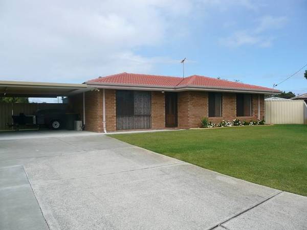 IMMACULATE! Picture 1