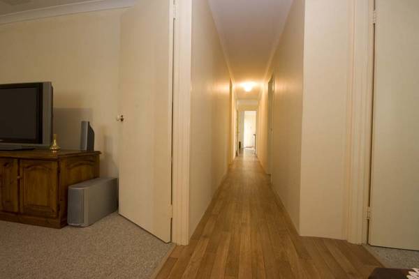 PERFECT INVESTMENT OR FIRST HOME!!!!
ANOTHER HOME SOLD BY NOELINE & DAVID Picture