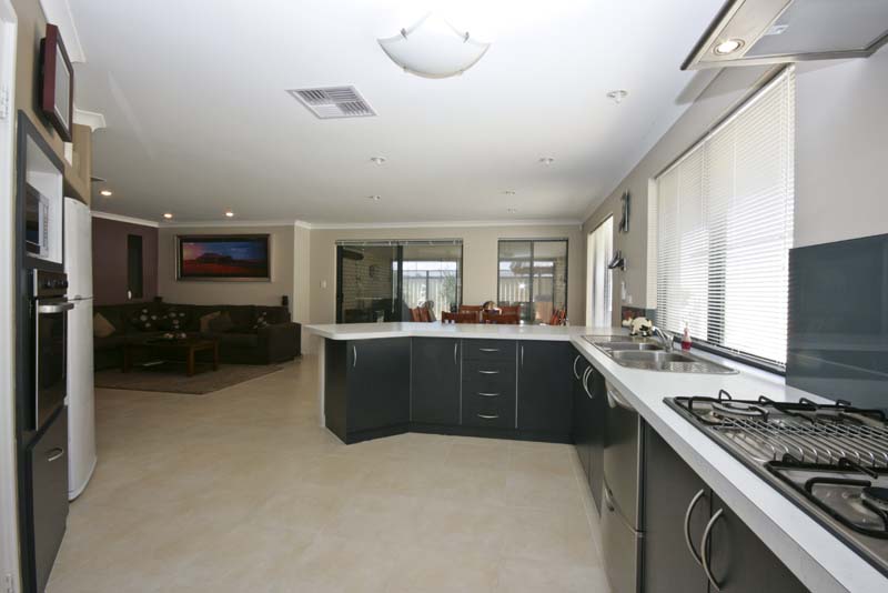 ANOTHER HOME SOLD BY NOELINE & DAVID!!!!!!!!!!! Picture 2