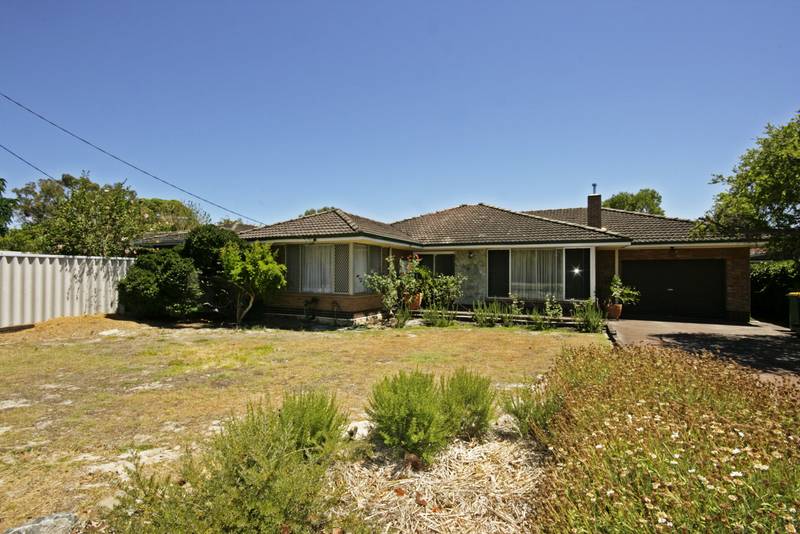 MAKE THE MOST OF THIS OUTSTANDING DEVELOPEMENT SITE Picture 2