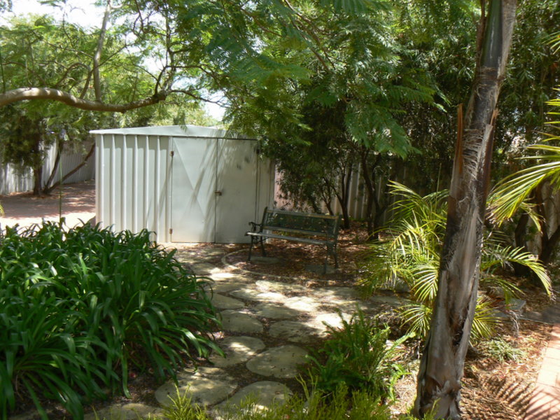 PICTURE PERFECT Picture 2