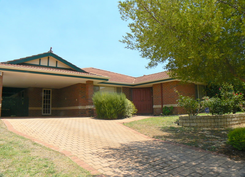 WHAT A BEAUTY Picture 1