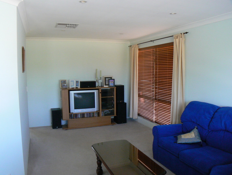 FANTASTICALLY LOCATED Picture 2