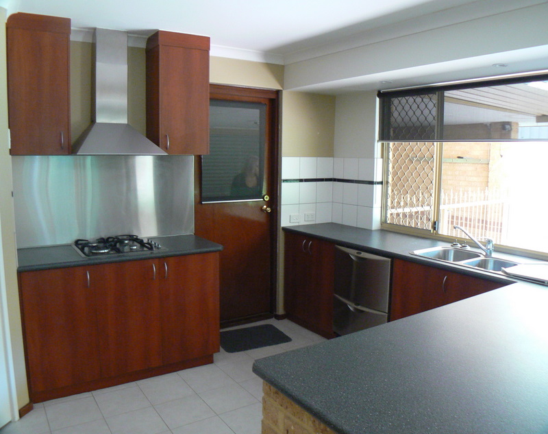 SOMETHING SPECIAL Picture 3