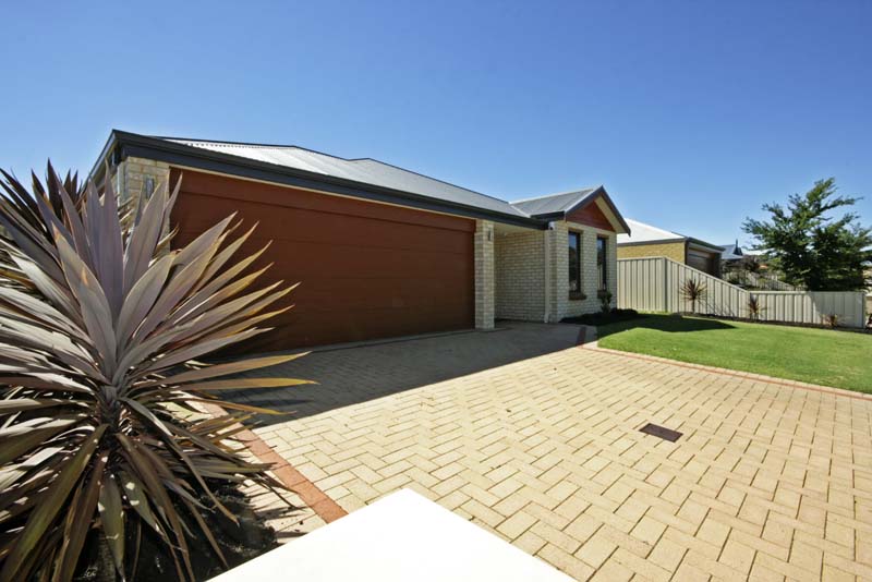 ANOTHER HOME SOLD BY NOELINE & DAVID!!!!!!!!!!! Picture 3