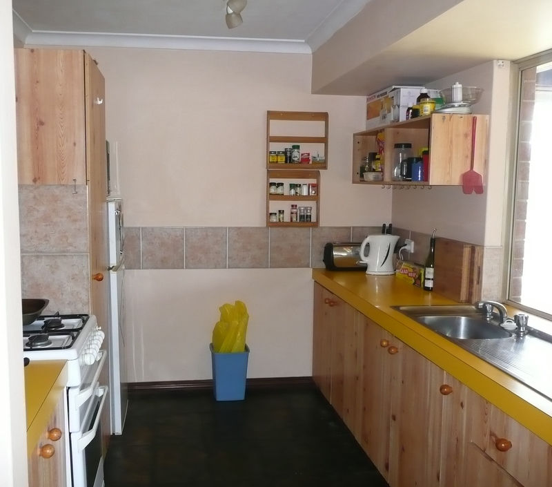 BARGAIN BUYING Picture 2