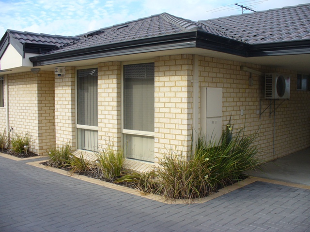 Located in the NEW area of Yangebup!!! Picture