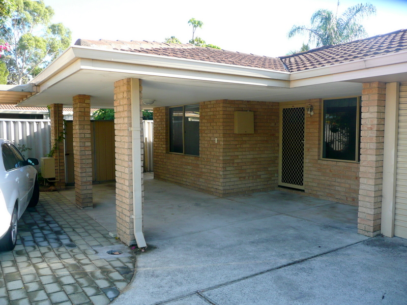 EASY CARE LIVING Picture 1