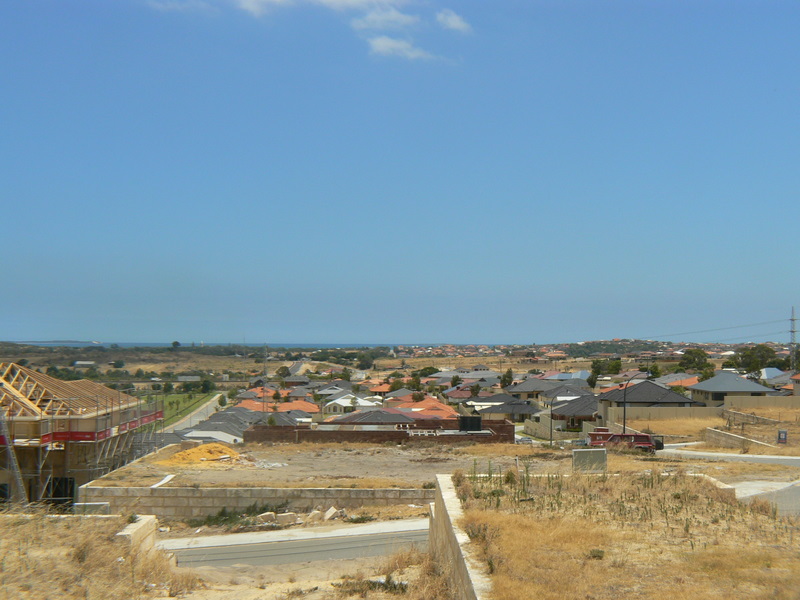 OCEAN VIEWS Picture 2