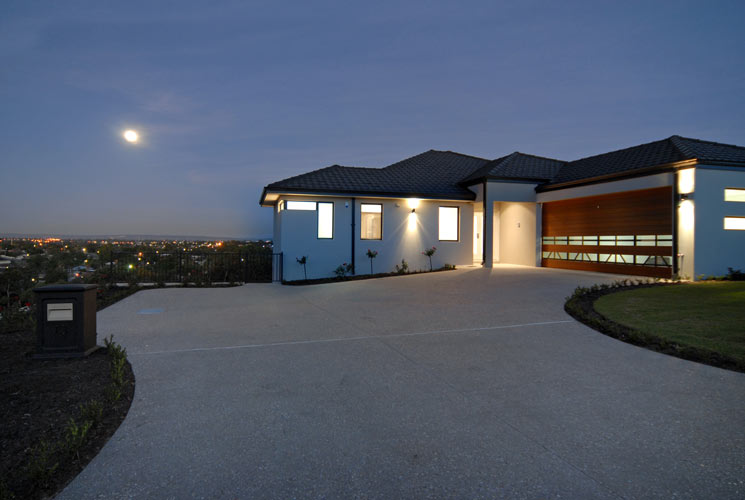 LUXURY AT ITS FINEST Picture 2