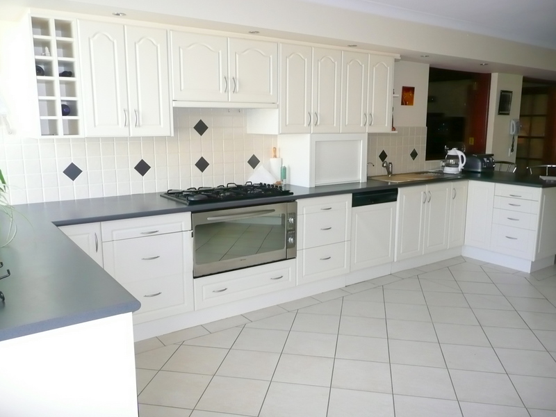 BIGGER THAN THE REST Picture 2