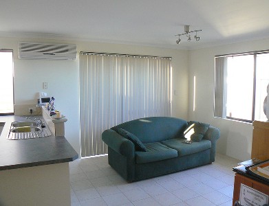 PRICE ADJUSTMENT - IDEAL FOR INVESTOR / FHB Picture