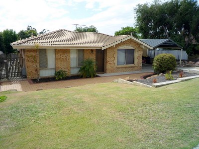 SIMPLY THE BEST Picture SIMPLY THE BEST Picture