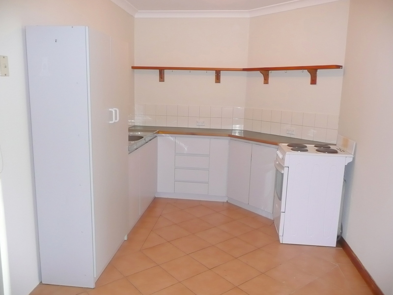 ANOTHER UNDER OFFER BY GEORGE CORREIA Picture 2