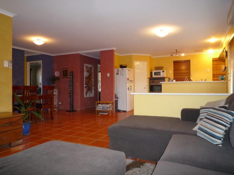 ENTERTAINER'S DELIGHT Picture 3