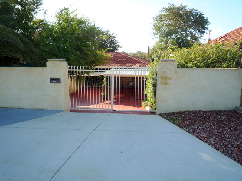 UNDER OFFER BY SOULLA SEMPLE Picture 1