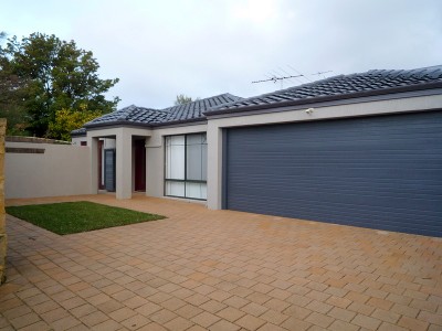 UNDER OFFER BY SOULLA SEMPLE Picture UNDER OFFER BY SOULLA SEMPLE Picture