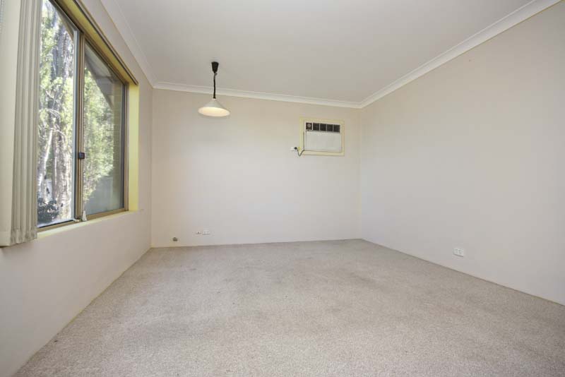 ANOTHER UNDER OFFER BY GEORGE CORREIA Picture 3