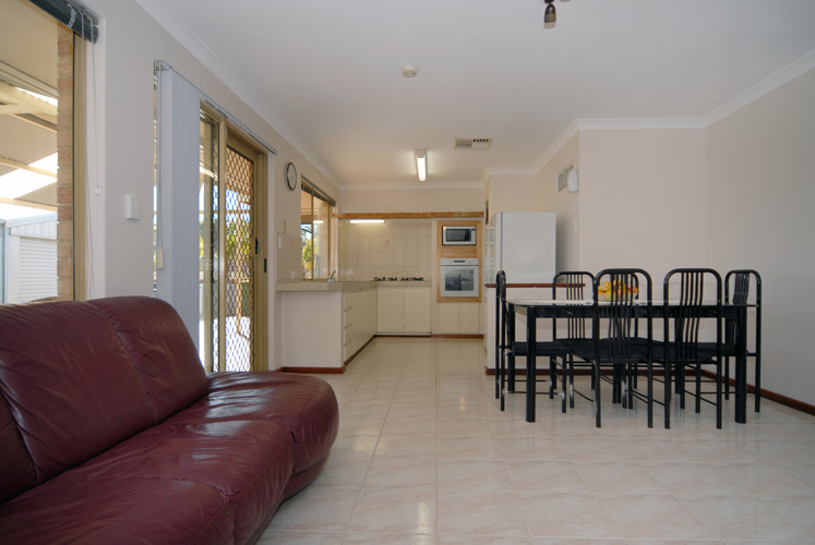 ANOTHER UNDER OFFER BY SOULLA SEMPLE Picture 3