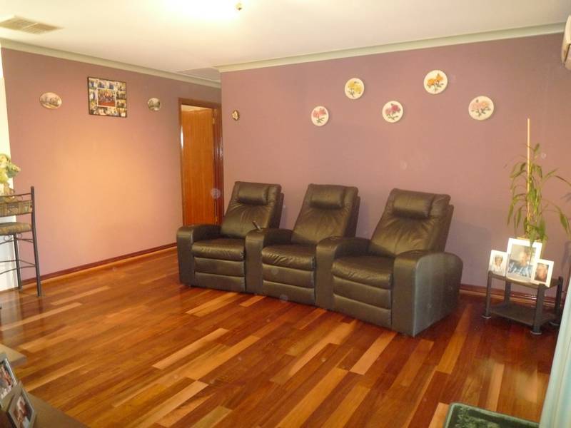 ANOTHER UNDER OFFER BY SOULLA SEMPLE Picture 3