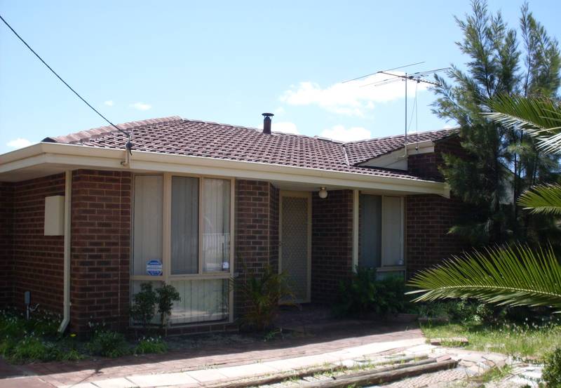 Close to school & Shops Picture 2