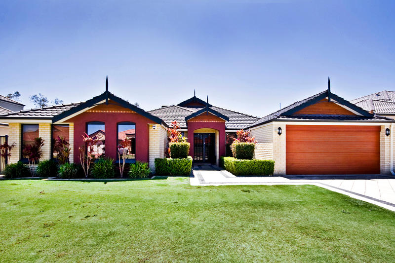 UNDER OFFER BY SOULLA SEMPLE Picture 1