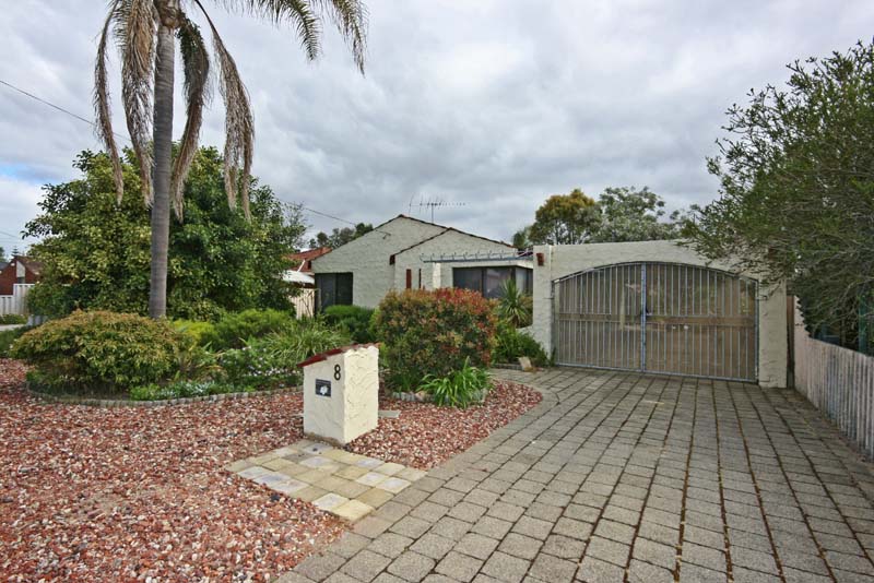 ANOTHER UNDER OFFER BY GEORGE CORREIA Picture 1