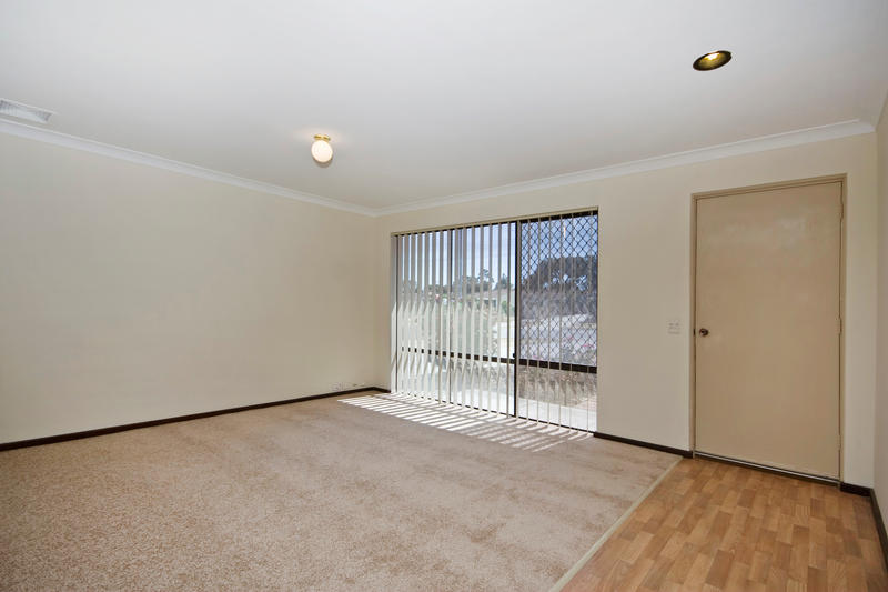 ANOTHER UNDER OFFER BY SOULLA SEMPLE Picture 3