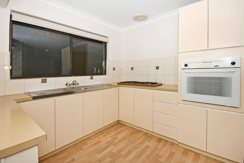 ANOTHER UNDER OFFER BY SOULLA SEMPLE Picture 2