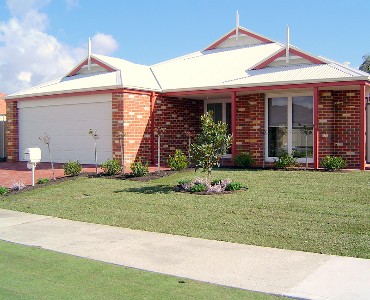 COUNTRY COTTAGE CHARM! Picture COUNTRY COTTAGE CHARM! Picture