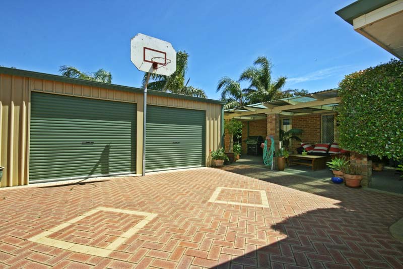 WHAT A BEAUTY! Picture 2