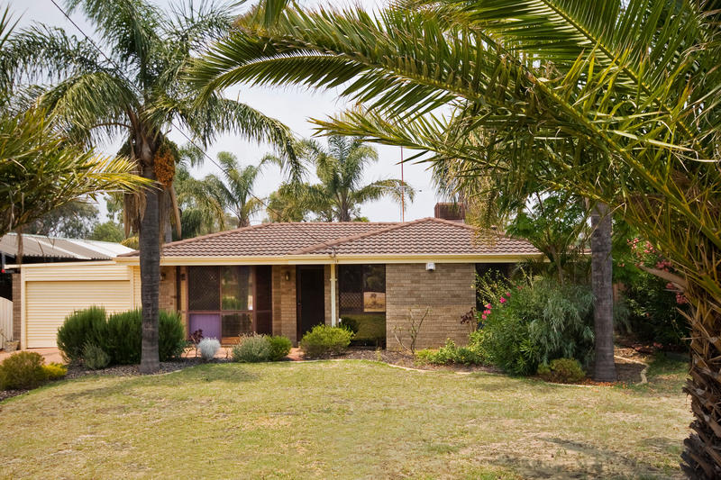 TREAT YOURSELF Picture 1