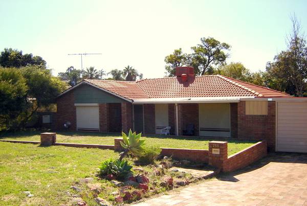 IDEAL OPPORTUNITY FOR 1ST HOMEBUYERS OR THE ASTUTE INVESTOR! Picture 1