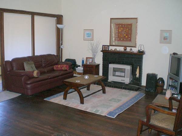 COOBY COTTAGE - PLUS GRANNY FLAT!!! Picture 3