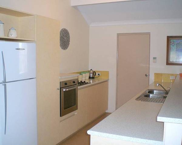 PRICED TO SELL!! Picture 3