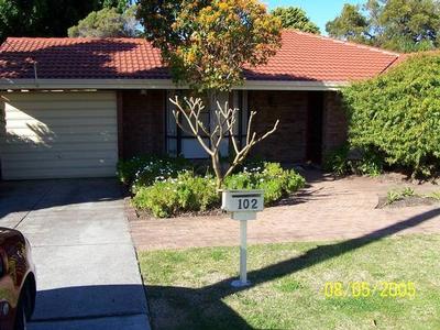 IMMACULATE HOME WITH ESTABLISHED GARDENS Picture IMMACULATE HOME WITH ESTABLISHED GARDENS Picture