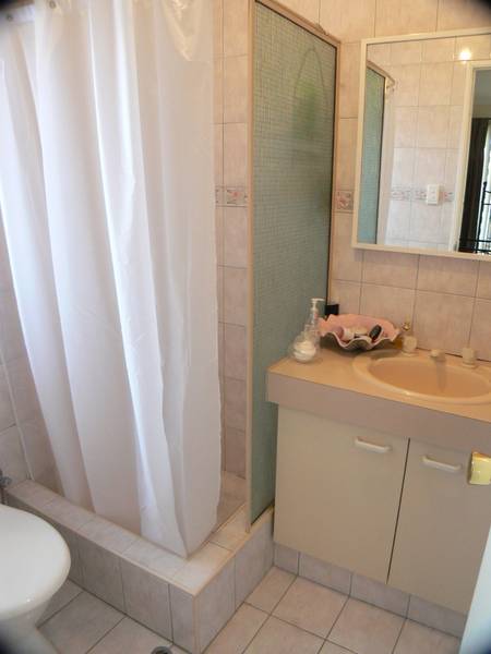 * PRICE ADJUSTMENT * FIRST HOME BUYERS SAVE $$$ ! Picture 3