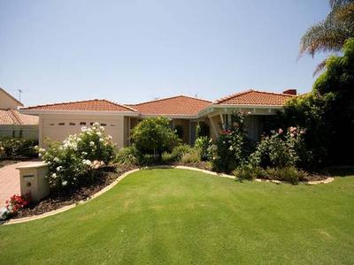 Stunning Family Home With Pool! Picture