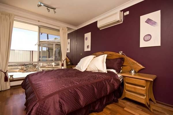 HILLS Lifestyle with Fantastic Views Picture 2